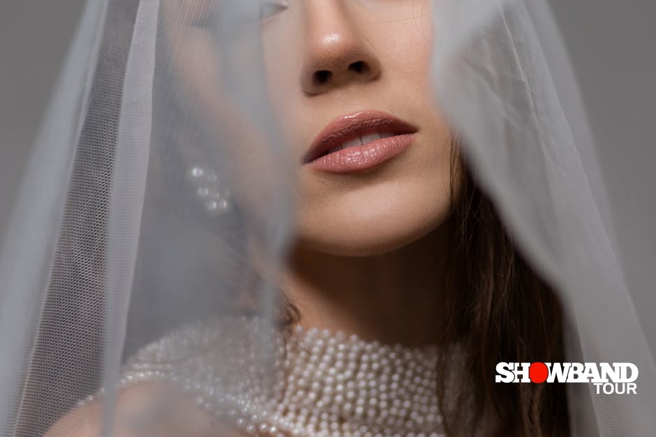 bridal nude makeup