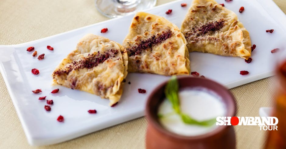 azerbaijani wedding food and drinks