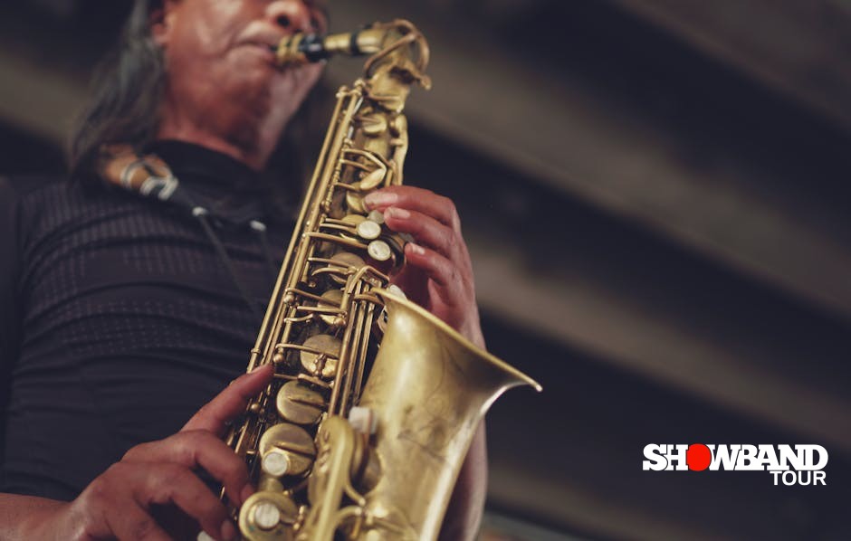 wedding saxophone player