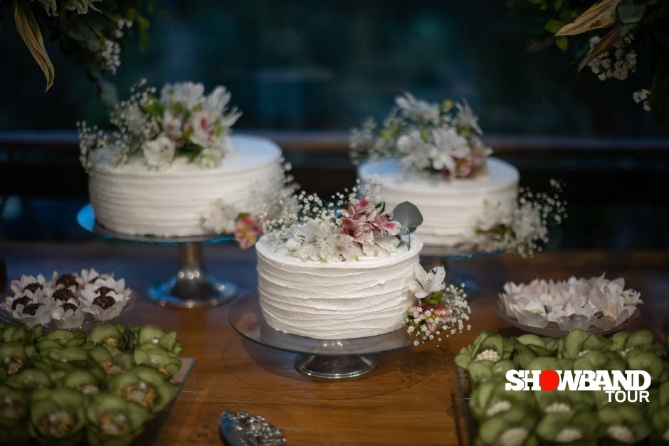 wedding cake participants