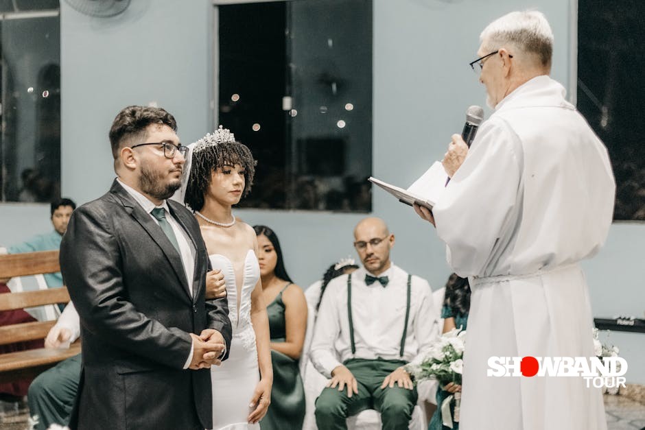 wedding host role