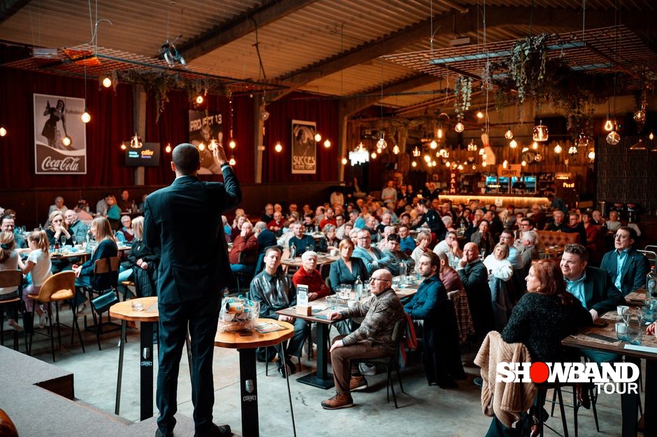 showman engaging the audience