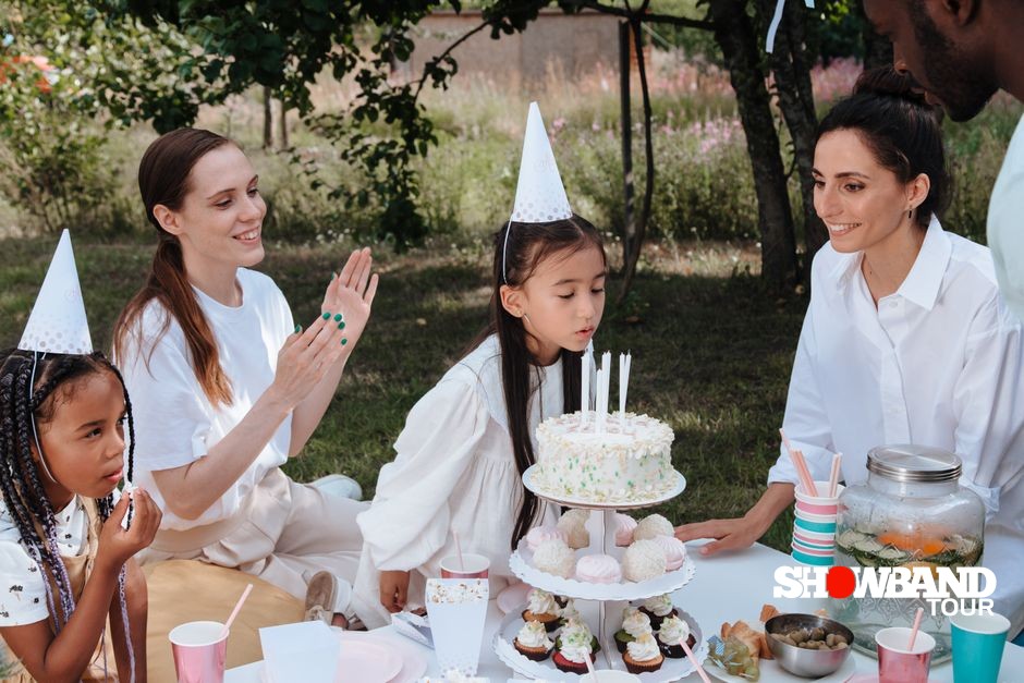 outdoor birthday party